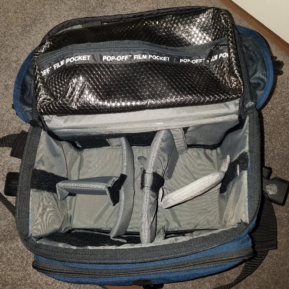 Tamrac Camera Shoulder Bag Case. - Picture 6 of 6